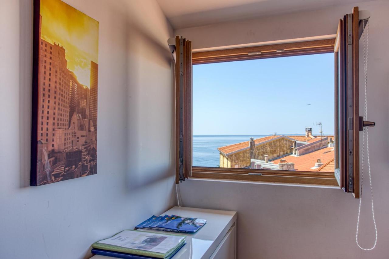 Ferienwohnung Gilly 4 - Exceptional 2Beds, Sea View, Modern,A/C, Old Town Nizza Exterior foto